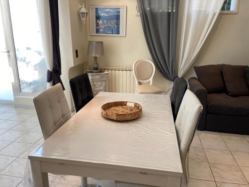 Gite Comme A La Maison Hyères Buitenkant foto